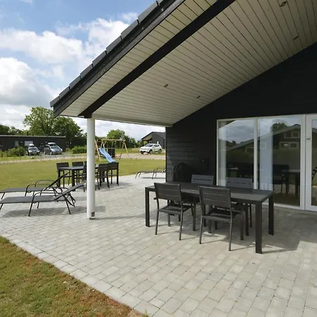 Four-bedroom In Haderslev *