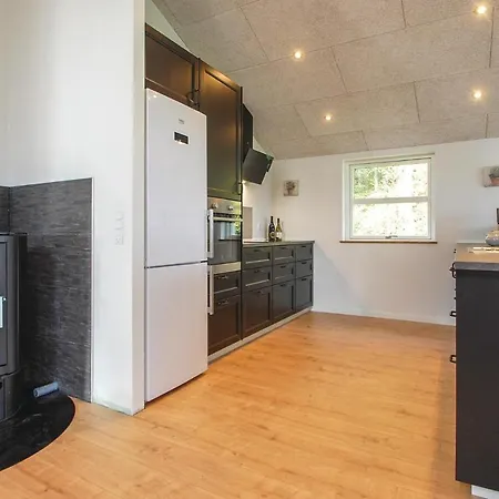 Four-bedroom In Haderslev Store Anslet