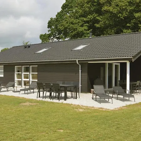 Four-bedroom In Haderslev 度假居